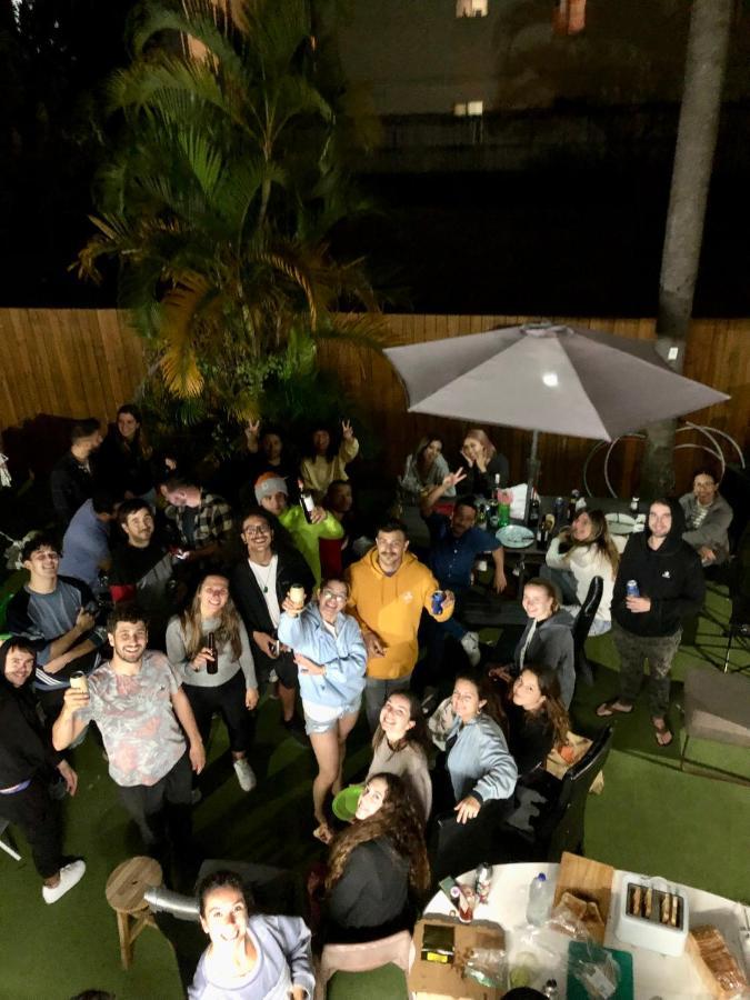 Mumma'S Hostel Surfers Paradise Gold Coast Esterno foto