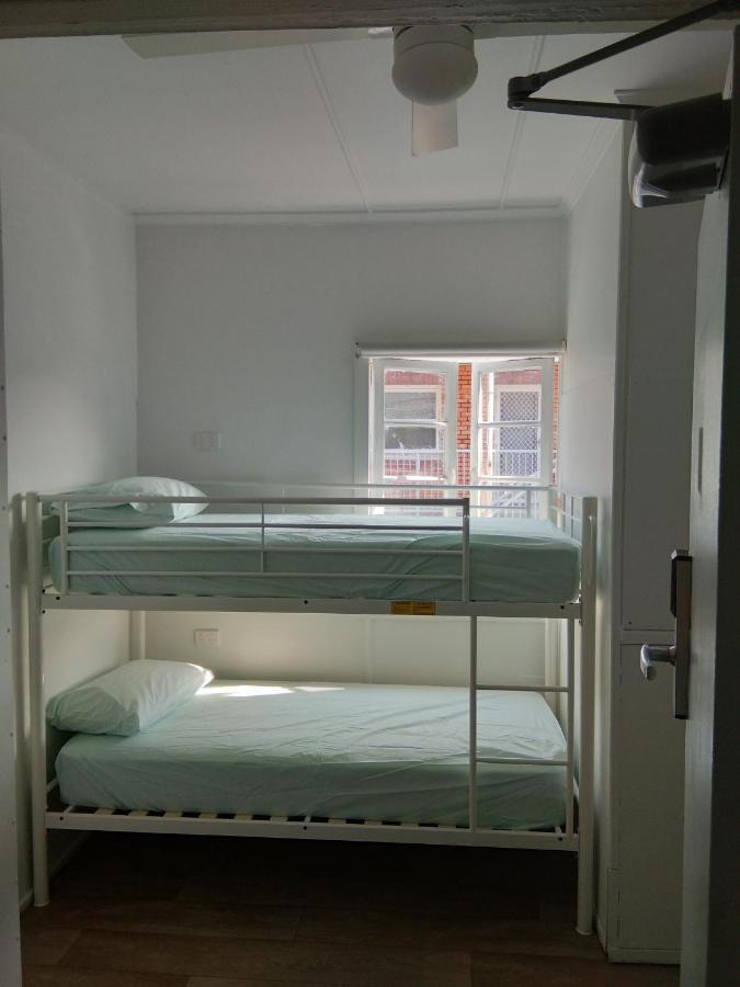 Mumma'S Hostel Surfers Paradise Gold Coast Esterno foto